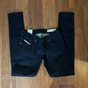 NWOT Diesel Getlegg women's dark wash skinny jeans 26